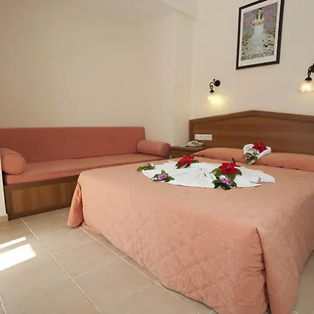 Karbel מלון 2*