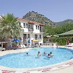 卡贝尔海滩酒店